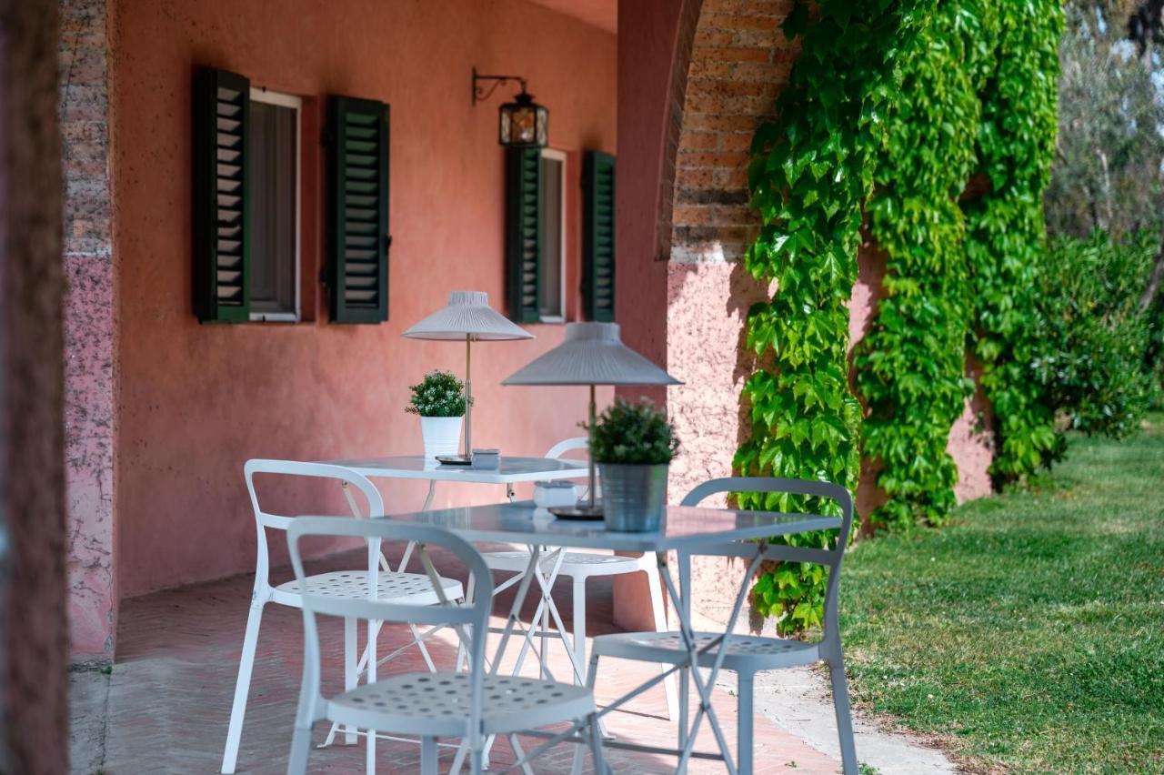 Le Versegge Resort Braccagni ภายนอก รูปภาพ